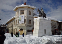 گزارش تصویری از بارش برف در شهر رشت