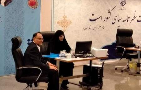 وحید حقانیان داوطلب کاندیداتوری انتخابات ریاست‌جمهوری شد