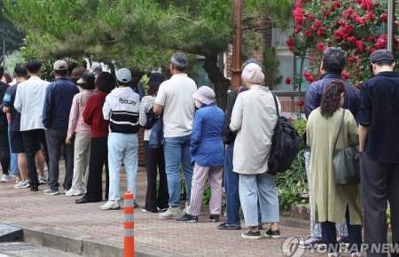 کره جنوبی امروز جانشین رئیس جمهور برکنار شده را انتخاب میکند کره جنوبی امروز جانشین رئیس جمهور برکنار شده را انتخاب میکند