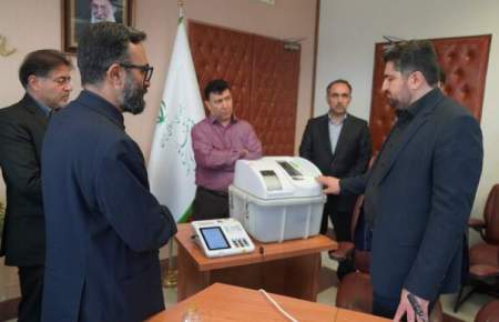 همایش حقوق ملت و آزادیهای مشروع در منظومه فکری آیتالله العظمی خامنهای برگزار شد همایش حقوق ملت و آزادیهای مشروع در منظومه فکری آیتالله العظمی خامنهای برگزار شد