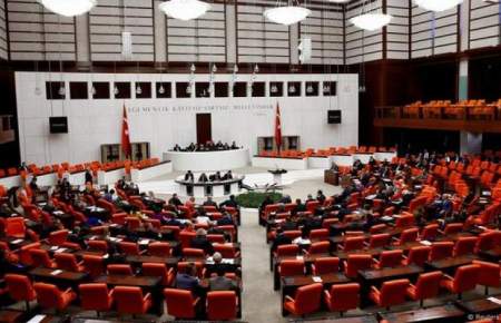 ترکیه تا برقراری ثبات اقتصادی و خلع سلاح کامل «پکک» انتخابات ریاستجمهوری برگزار نمیکند ترکیه تا برقراری ثبات اقتصادی و خلع سلاح کامل «پکک» انتخابات ریاستجمهوری برگزار نمیکند