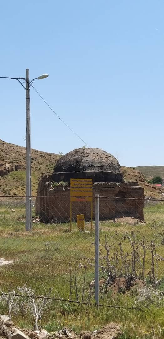 گزارش تصویری از تخریب آستان مقدس امامزاده هاشم در خوجین خلخال  - قاسم قاضی‌پور