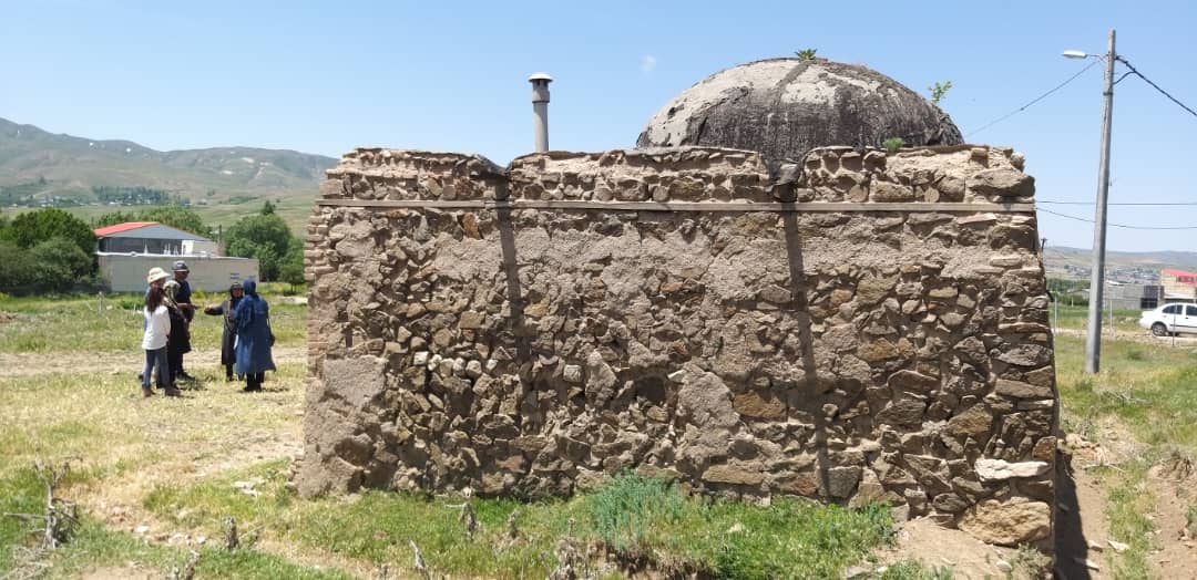 گزارش تصویری از تخریب آستان مقدس امامزاده هاشم در خوجین خلخال  - قاسم قاضی‌پور